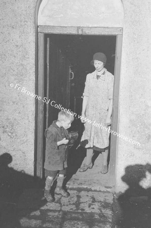 MRS WHELAN & PADDY NEAR RAILWAY LINE PORT